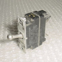 15A Vintage Warbird Aircraft Toggle Breaker, AN3160-15 15A Vintage Warbird Aircraft Toggle Breaker, AN3160-15