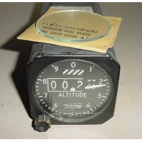 WL/139 AM/PC, Vintage R.A.F. Avro Vulcan B2A Altimeter indicator