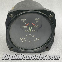 WWII Warbird P-38 Lightning Carburetor Temperature Indicator, 10499-A WWII Warbird P-38 Lightning Carburetor Temperature Indicator, 10499-A