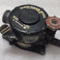 WWII B-17 Flying Fortress Diluter Demand Oxygen Regulator WWII B-17 Flying Fortress Diluter Demand Oxygen Regulator